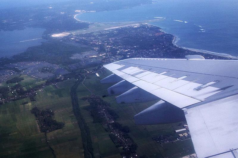 WT 0600 101-20 Flight to Singapore.jpg